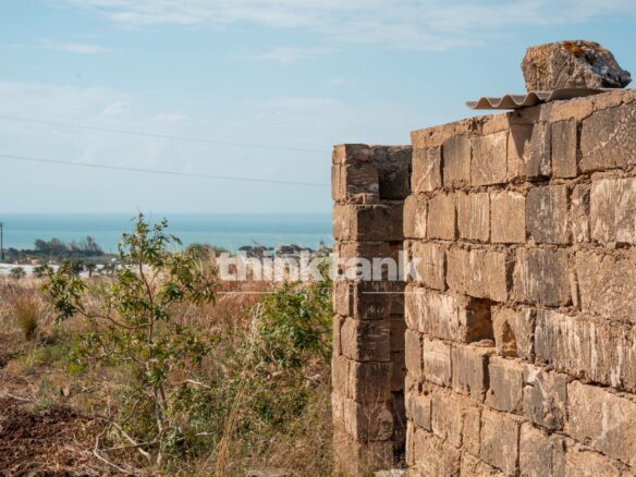 Rustic House With Sea Views In Ragusa, Nestled In The Countryside And Pristine Nature Of The Iblei Mountains.