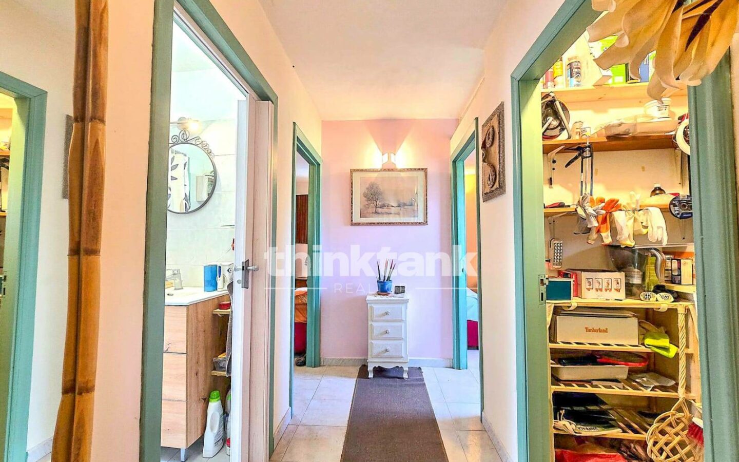 Villa In Modica Bassa With A Natural Cave And 1,600 Sq M Of Land.