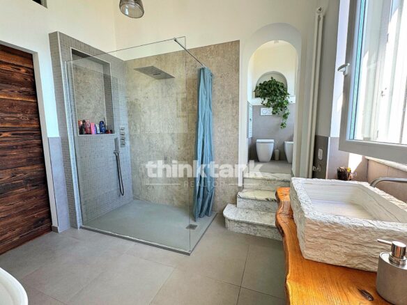 Luxury Apartment In Castel Gandolfo With Lake View, 130 Sq M Terrace, And Private Garden