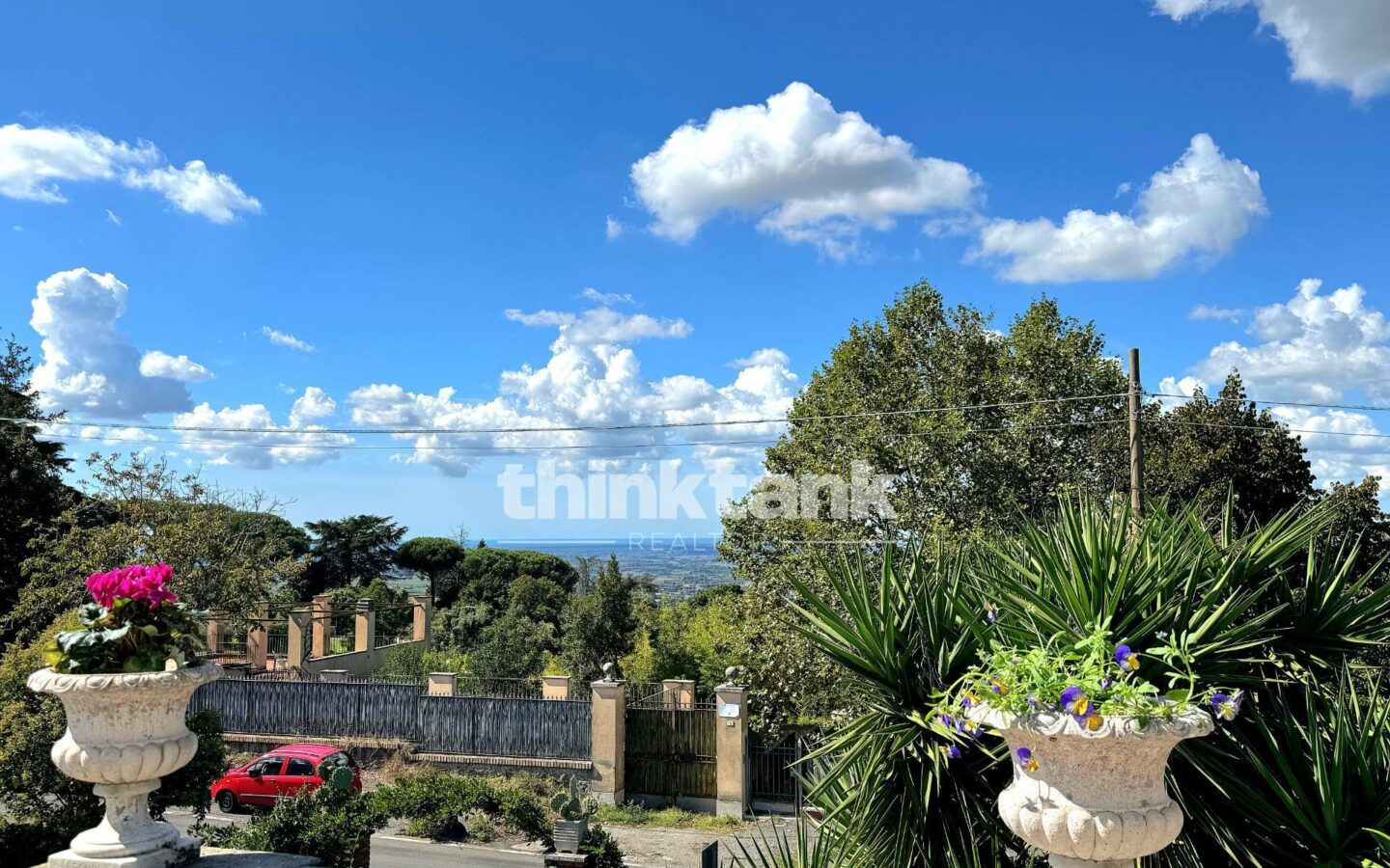 Luxury Apartment In Castel Gandolfo With Lake View, 130 Sq M Terrace, And Private Garden
