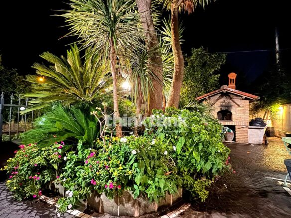 Luxury Apartment In Castel Gandolfo With Lake View, 130 Sq M Terrace, And Private Garden