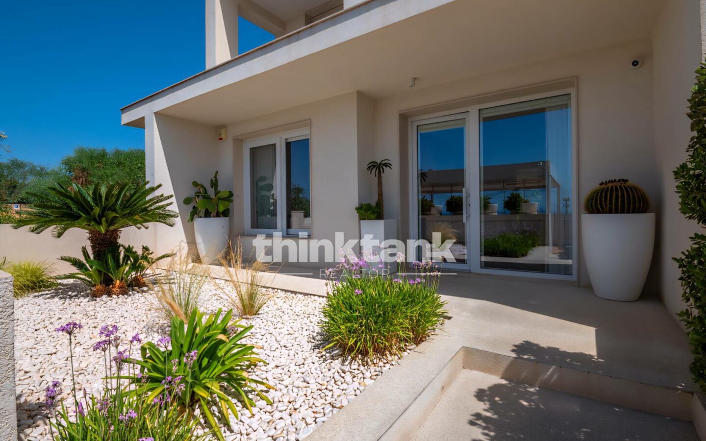 Newly Built Semi-detached Villa In Marina Di Ragusa, 800 Meters From The Sea.