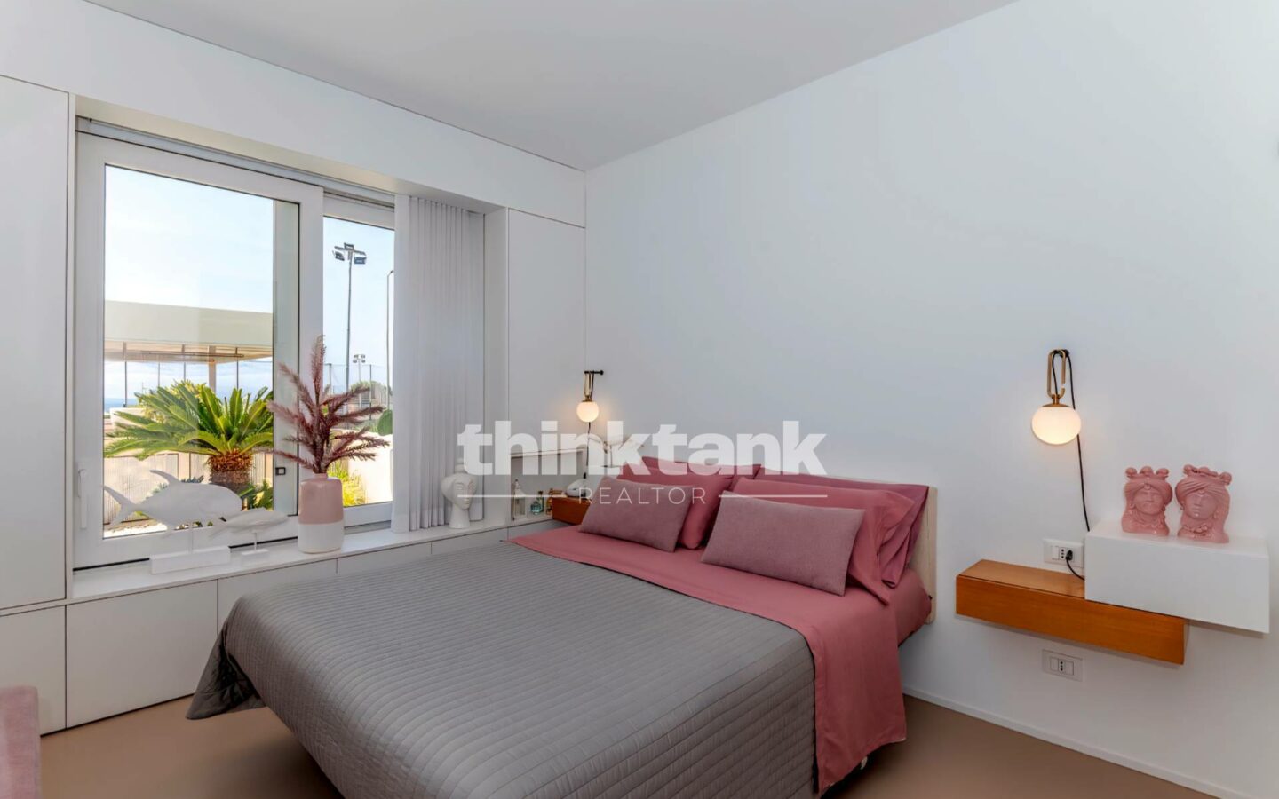 Newly Built Semi-detached Villa In Marina Di Ragusa, 800 Meters From The Sea.