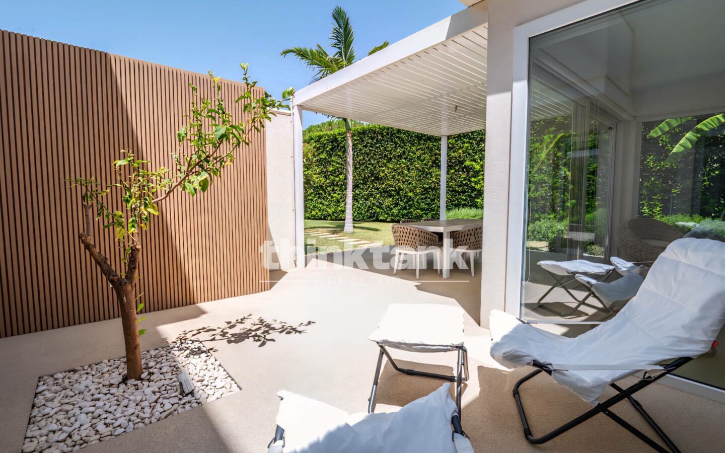 Newly Built Semi-detached Villa In Marina Di Ragusa, 800 Meters From The Sea.