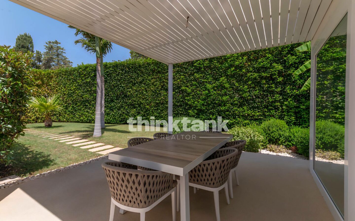 Newly Built Semi-detached Villa In Marina Di Ragusa, 800 Meters From The Sea.