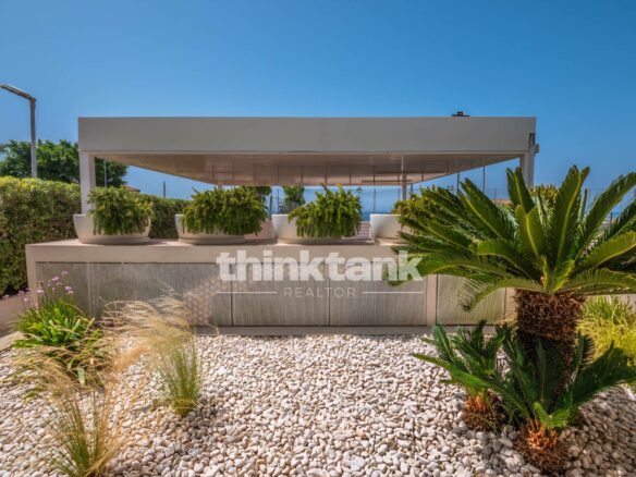 Newly Built Semi-detached Villa In Marina Di Ragusa, 800 Meters From The Sea.