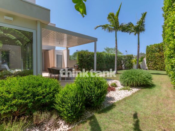 Newly Built Semi-detached Villa In Marina Di Ragusa, 800 Meters From The Sea.