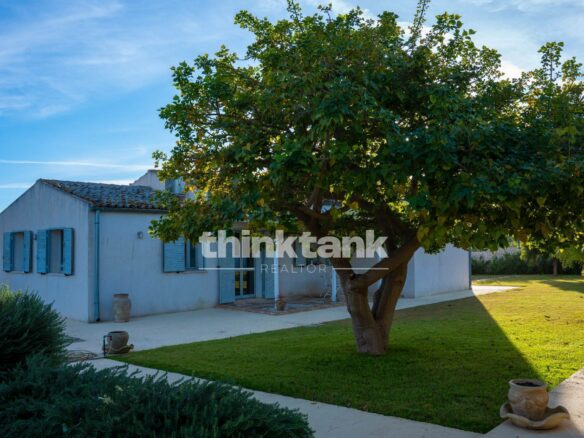 Prestigious Villa In The Modica Countryside, 10 Minutes From Pozzallo