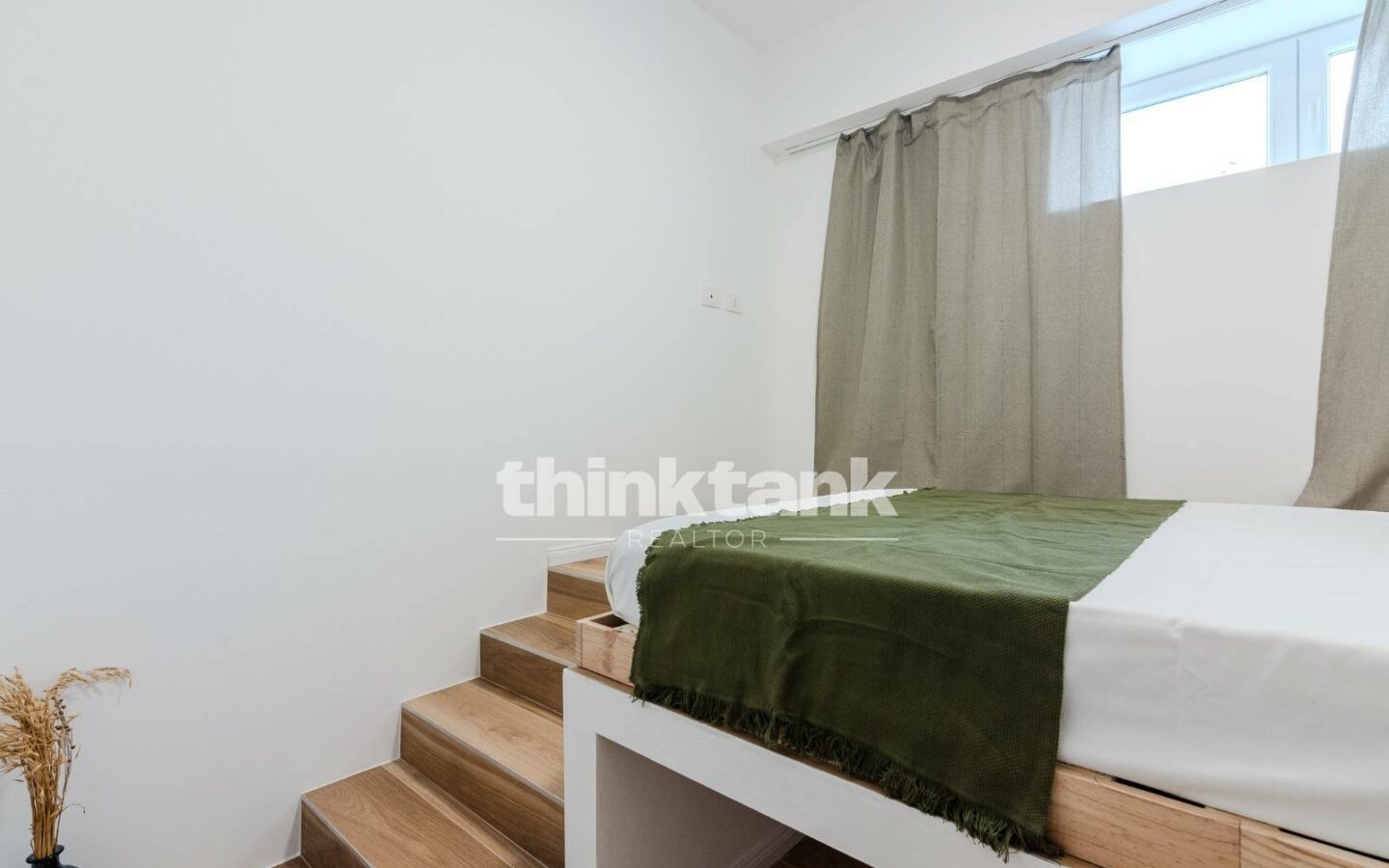 Renovated And Furnished Two-room Apartment In Milan – Ideal For A High-yield Investment