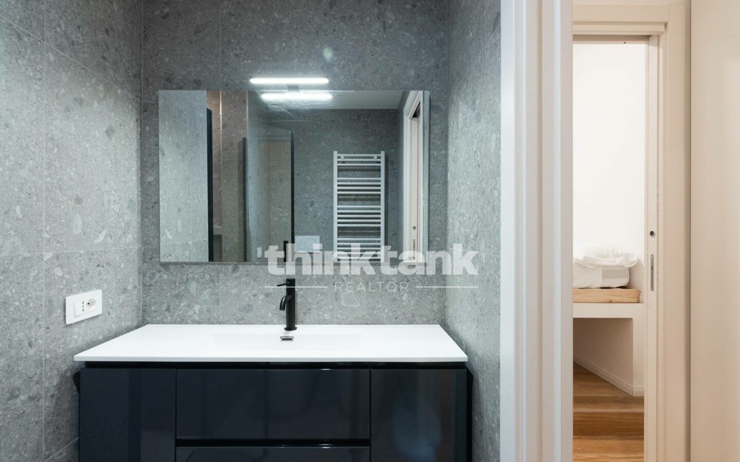 Renovated And Furnished Two-room Apartment In Milan – Ideal For A High-yield Investment