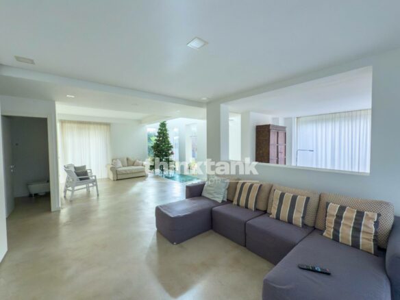 Luxury Villa With Pool In Syracuse – Contrada Isola.