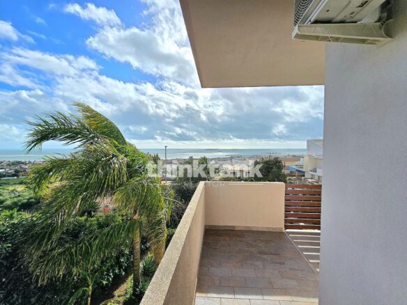Semi-detached House In Marina Di Ragusa With Sea Views, Garden, And Panoramic Terrace.