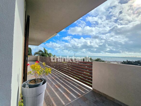 Semi-detached House In Marina Di Ragusa With Sea Views, Garden, And Panoramic Terrace.