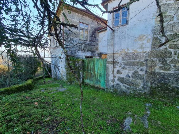 Propriedade Unica; Qta Rural C/8 Artº Urbanos P/habitação, +3ha Terreno – Vale – Arcos De Valdevez – Portugal