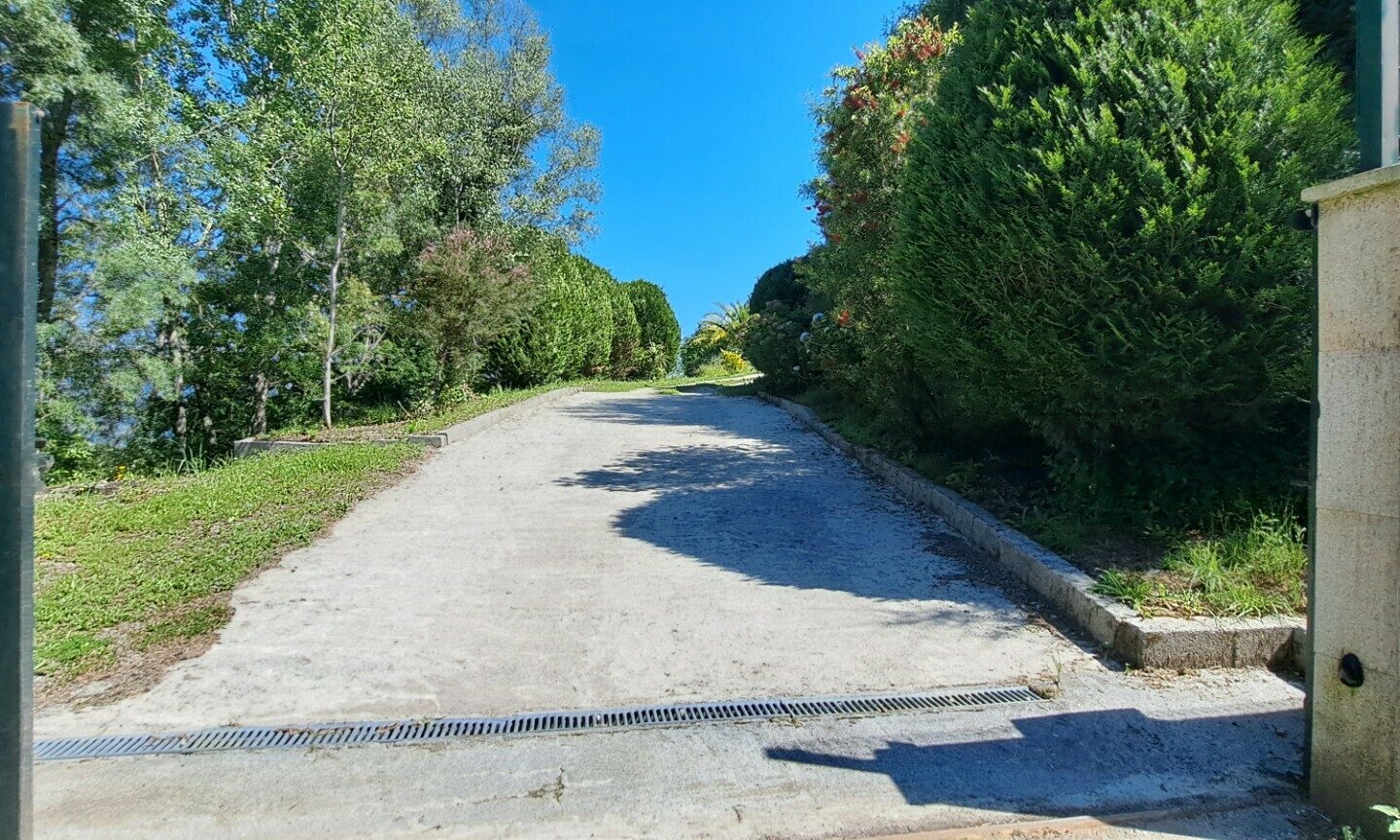 Casa T7 Com Piscina E Vistas Deslumbrantes – Ponte Da Barca – Portugal