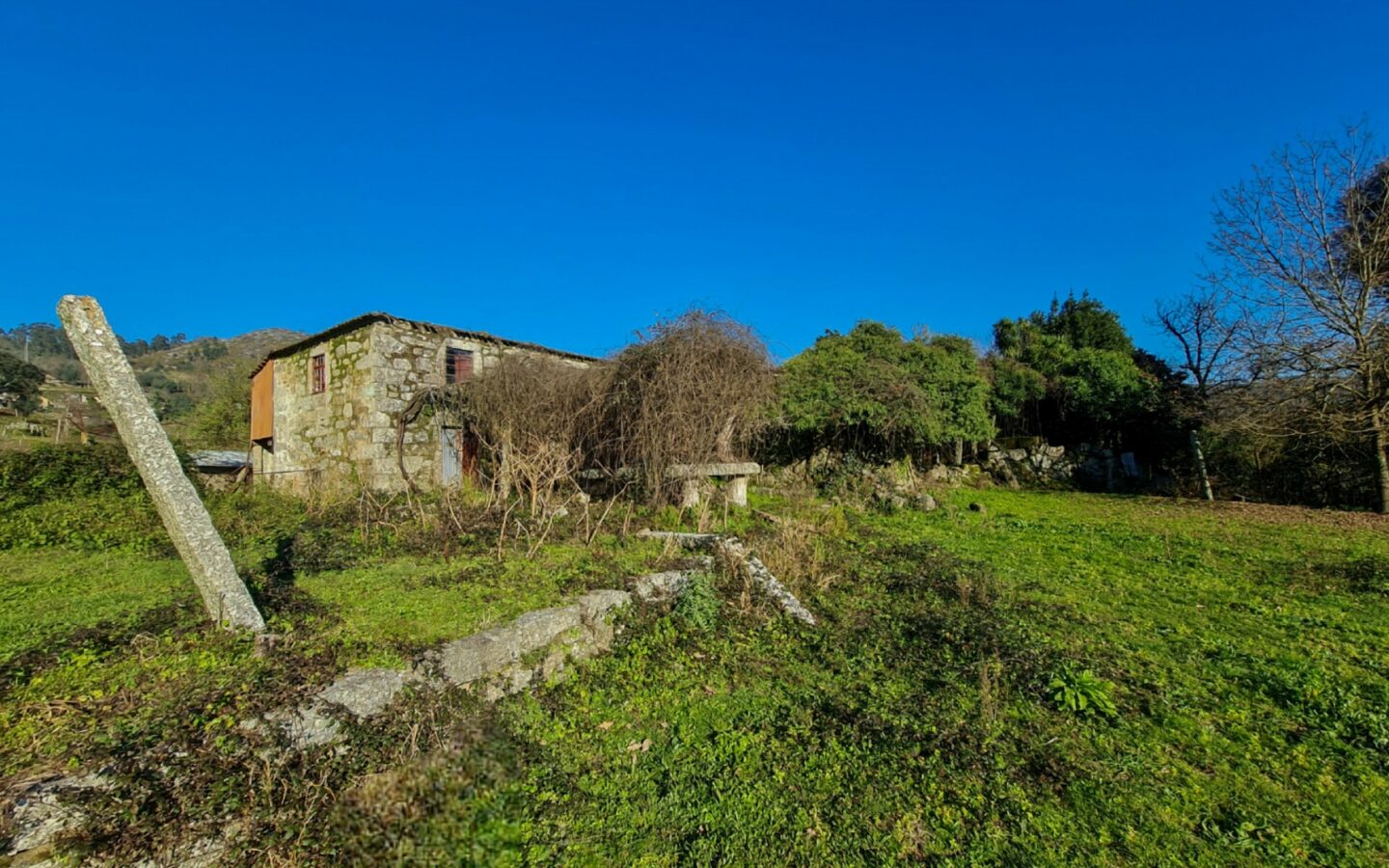 Propriedade Unica; Qta Rural C/8 Artº Urbanos P/habitação, +3ha Terreno – Vale – Arcos De Valdevez – Portugal