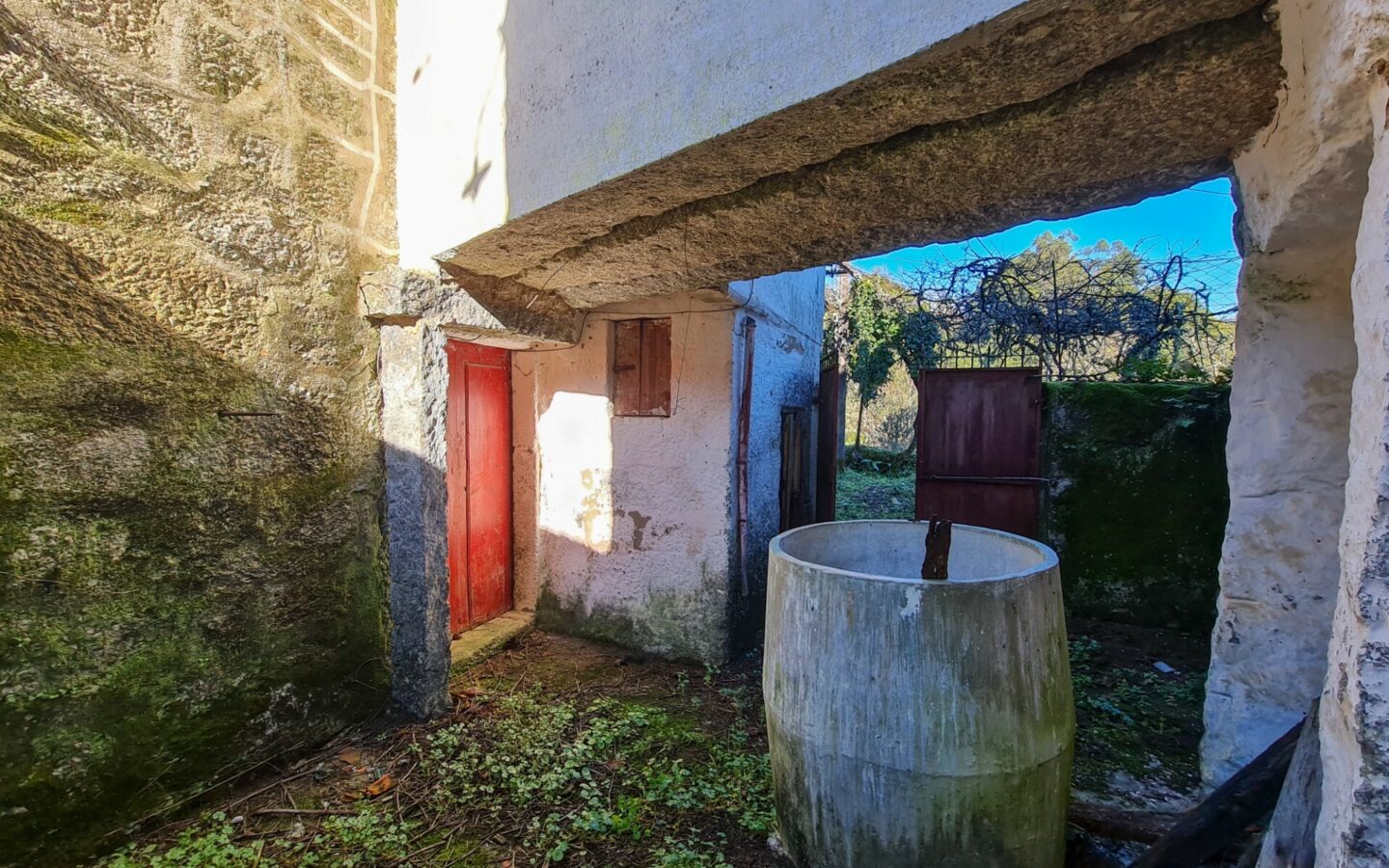 Propriedade Unica; Qta Rural C/8 Artº Urbanos P/habitação, +3ha Terreno – Vale – Arcos De Valdevez – Portugal