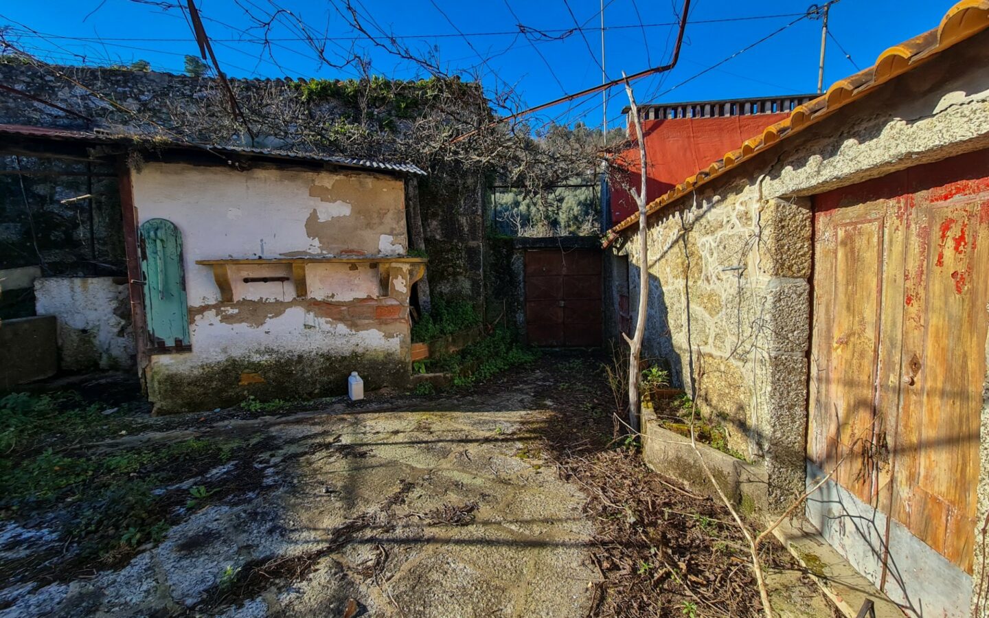 Propriedade Unica; Qta Rural C/8 Artº Urbanos P/habitação, +3ha Terreno – Vale – Arcos De Valdevez – Portugal