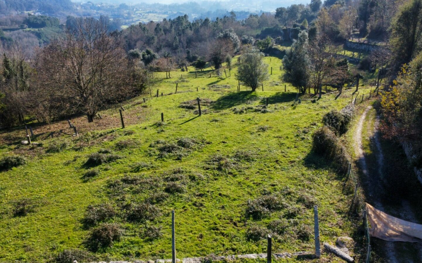 Propriedade Unica; Qta Rural C/8 Artº Urbanos P/habitação, +3ha Terreno – Vale – Arcos De Valdevez – Portugal