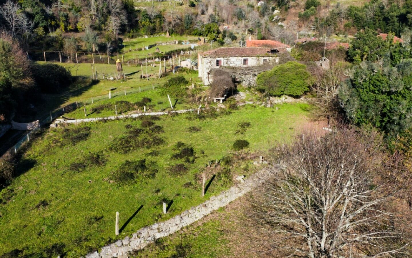 Propriedade Unica; Qta Rural C/8 Artº Urbanos P/habitação, +3ha Terreno – Vale – Arcos De Valdevez – Portugal