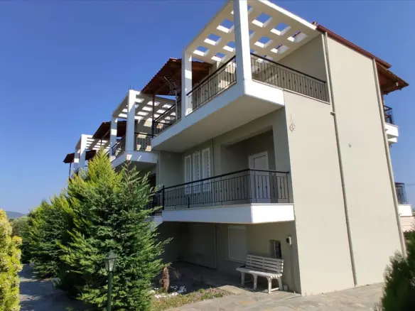 Detached House In Poligiros, Greece (360 M²)