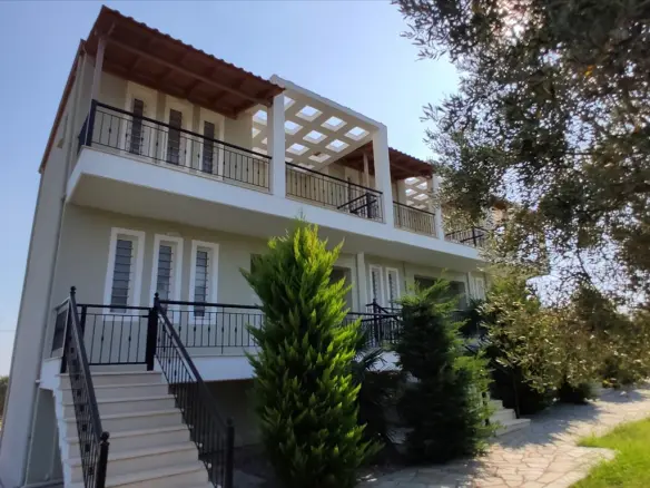Detached House In Poligiros, Greece (360 M²)
