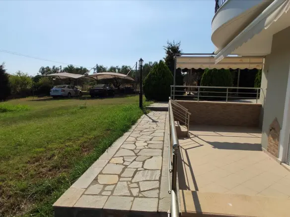 Detached House In Poligiros, Greece (360 M²)