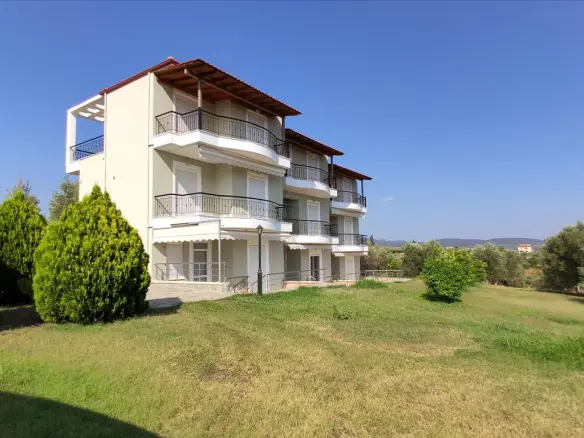 Detached House In Poligiros, Greece (360 M²)