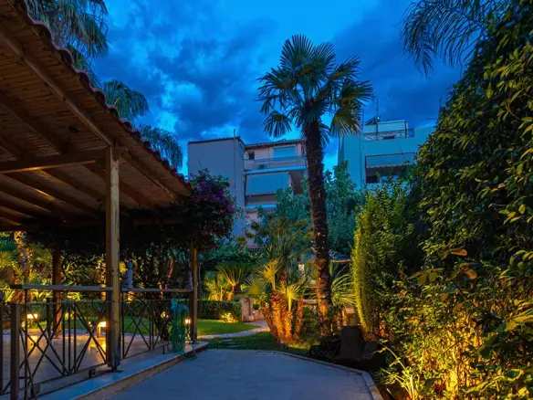 Building In Glyfada, Greece (1.000 M²)