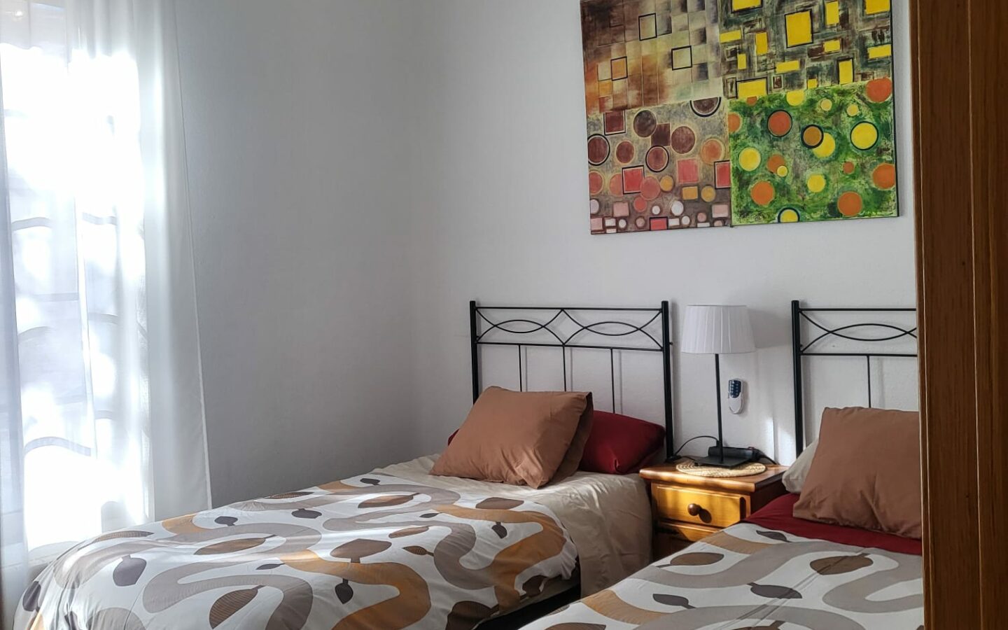 Two Independent Apartments For Sale In Madrid – Francisco Silvela Street