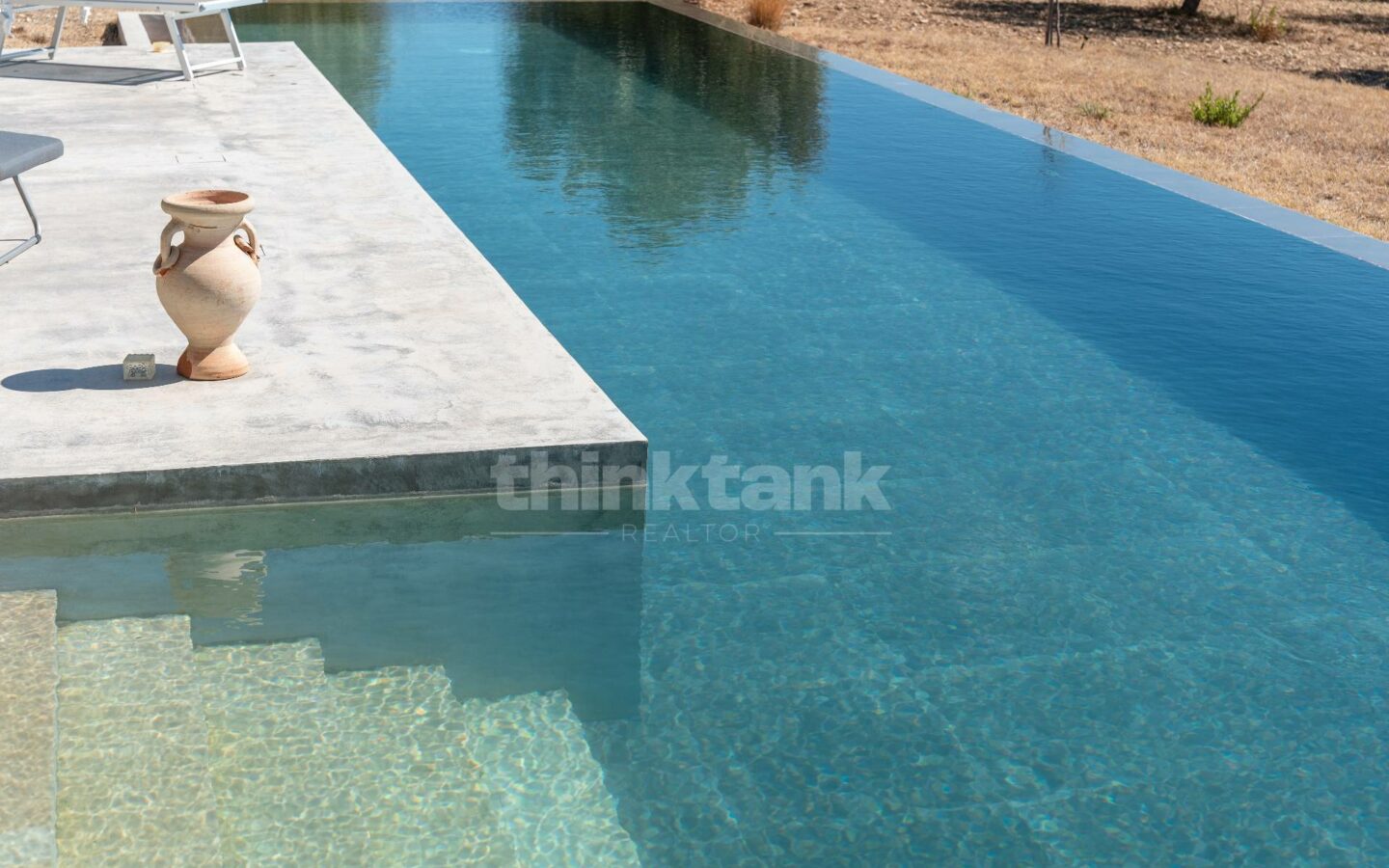 We Offer A Villa Located In The Quiet And Panoramic Bochini District Of Avola.