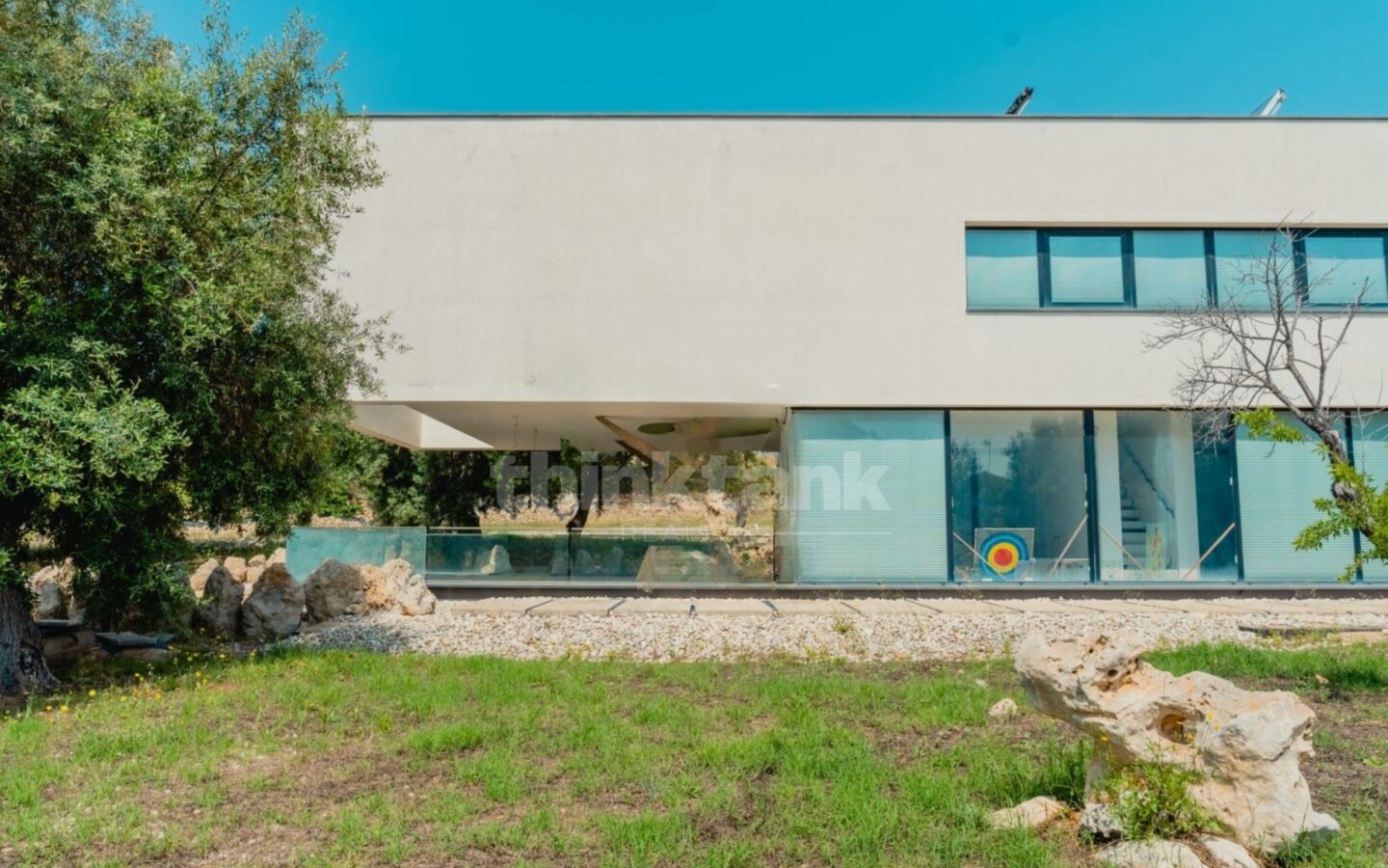 Syracuse, Tremmilia: A Few Kilometers From The City, In A Residential Area, We Offer An Inimitable Villa.