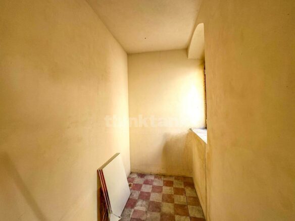 80 M2 Apartment In Noto, First Floor, Central Location