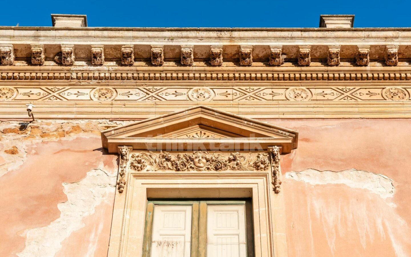 Casa Catania: A Historic Jewel In The Heart Of Avola – Sicilian Elegance And History
