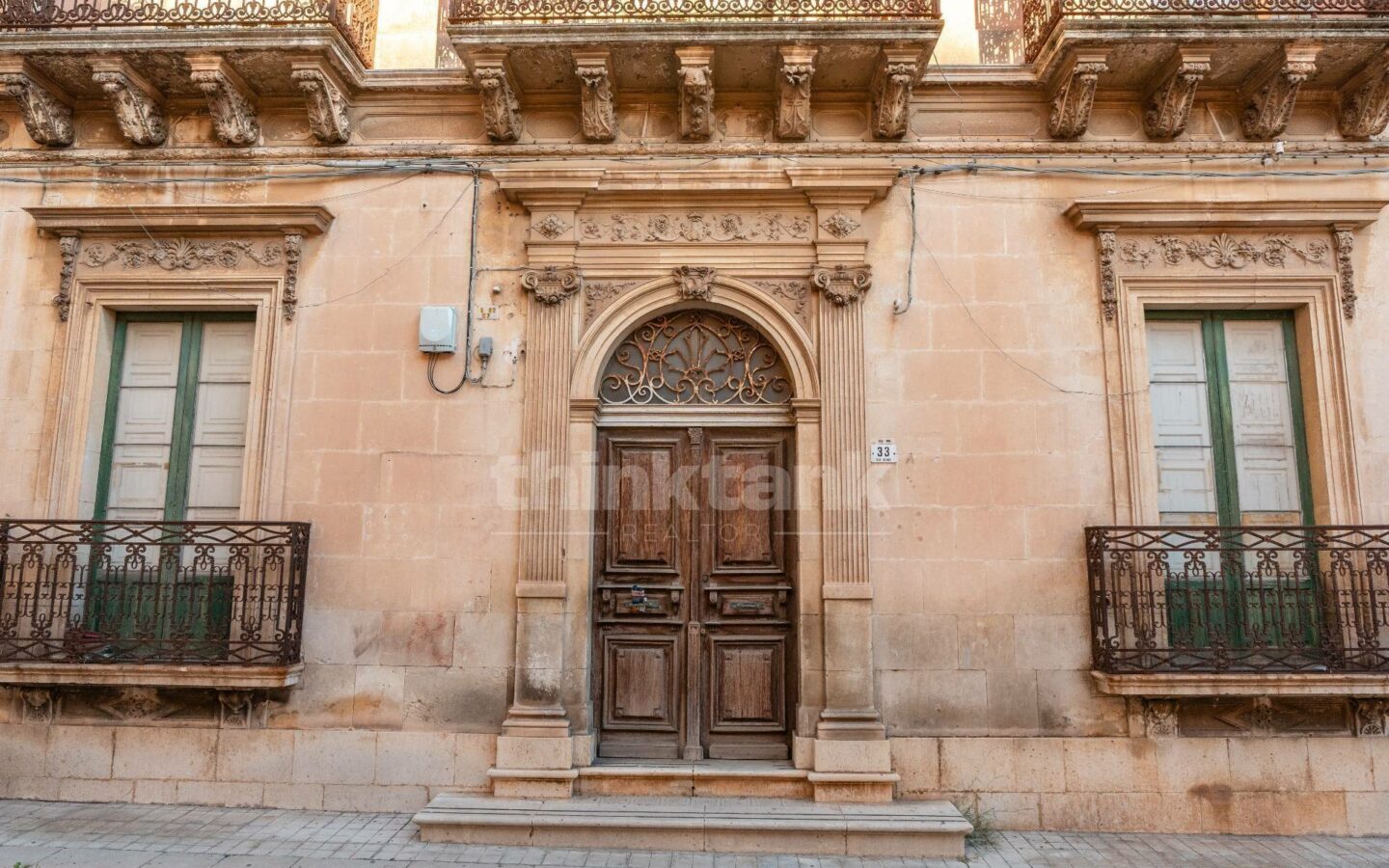 Casa Catania: A Historic Jewel In The Heart Of Avola – Sicilian Elegance And History