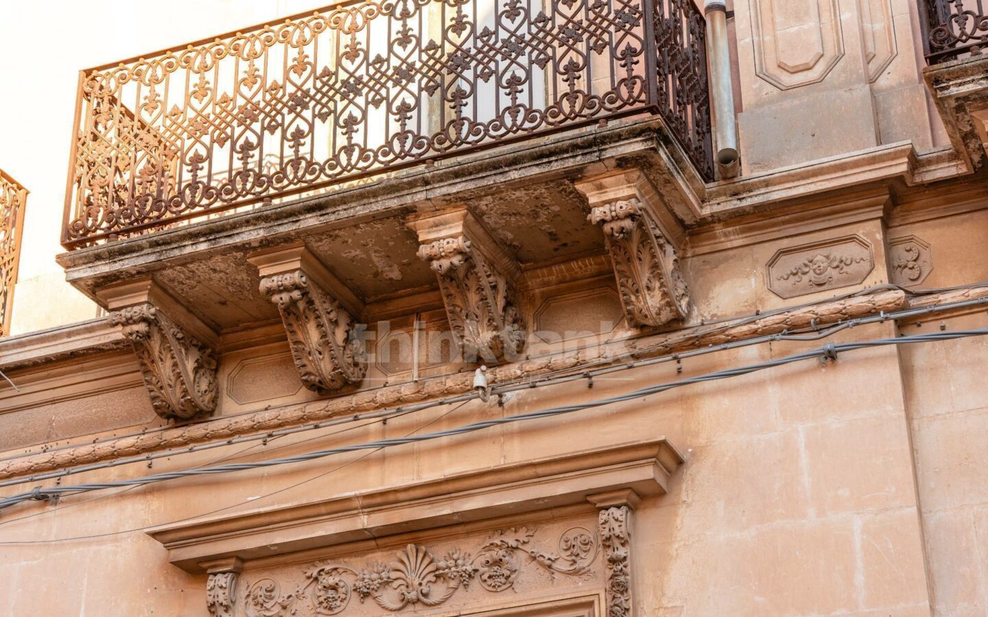 Casa Catania: A Historic Jewel In The Heart Of Avola – Sicilian Elegance And History