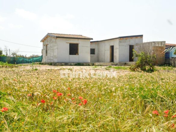 Villa To Renovate With Sea View – Costa Dell’ambra, Pachino
