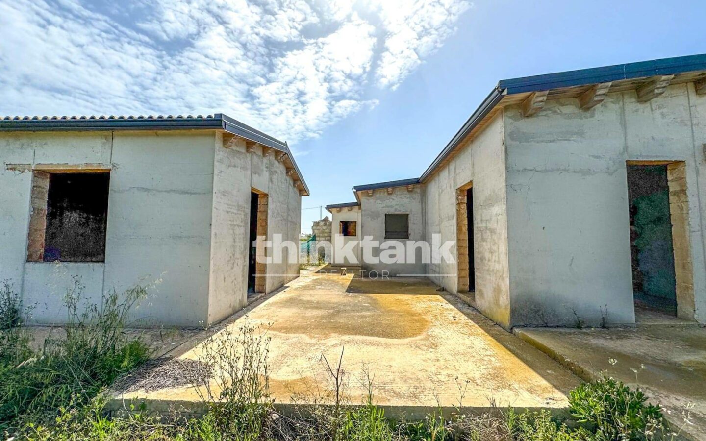 Villa To Renovate With Sea View – Costa Dell’ambra, Pachino