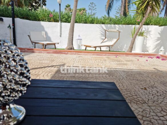 Sea View Villa In Fontane Bianche, Syracuse – 220 M² On Two Levels, 800 M² Land, High Profitability