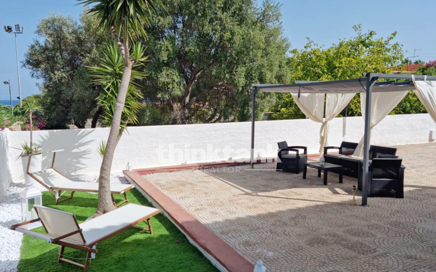 Sea View Villa In Fontane Bianche, Syracuse – 220 M² On Two Levels, 800 M² Land, High Profitability