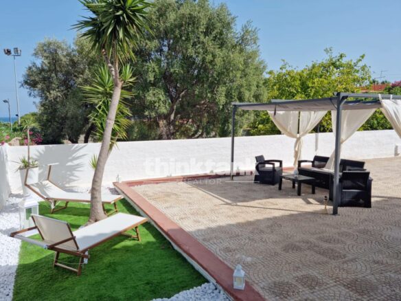Sea View Villa In Fontane Bianche, Syracuse – 220 M² On Two Levels, 800 M² Land, High Profitability
