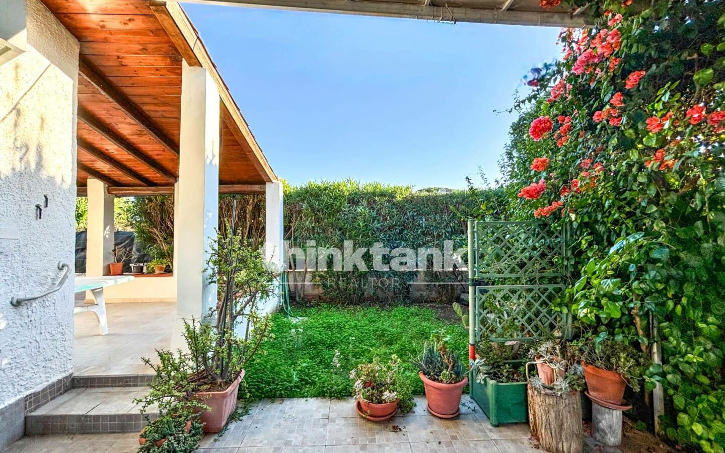 Villa In Fontane Bianche, Syracuse, In The Selenia Residence – Ideal Opportunity To Live Or Invest Near The Sea