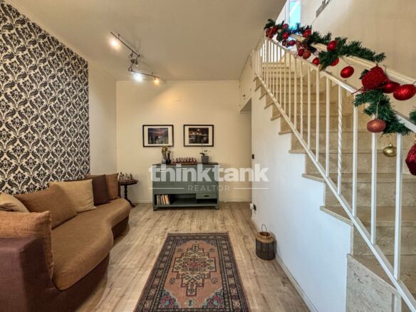 Two-level Apartment On Via Agrigento – Borgata, Syracuse