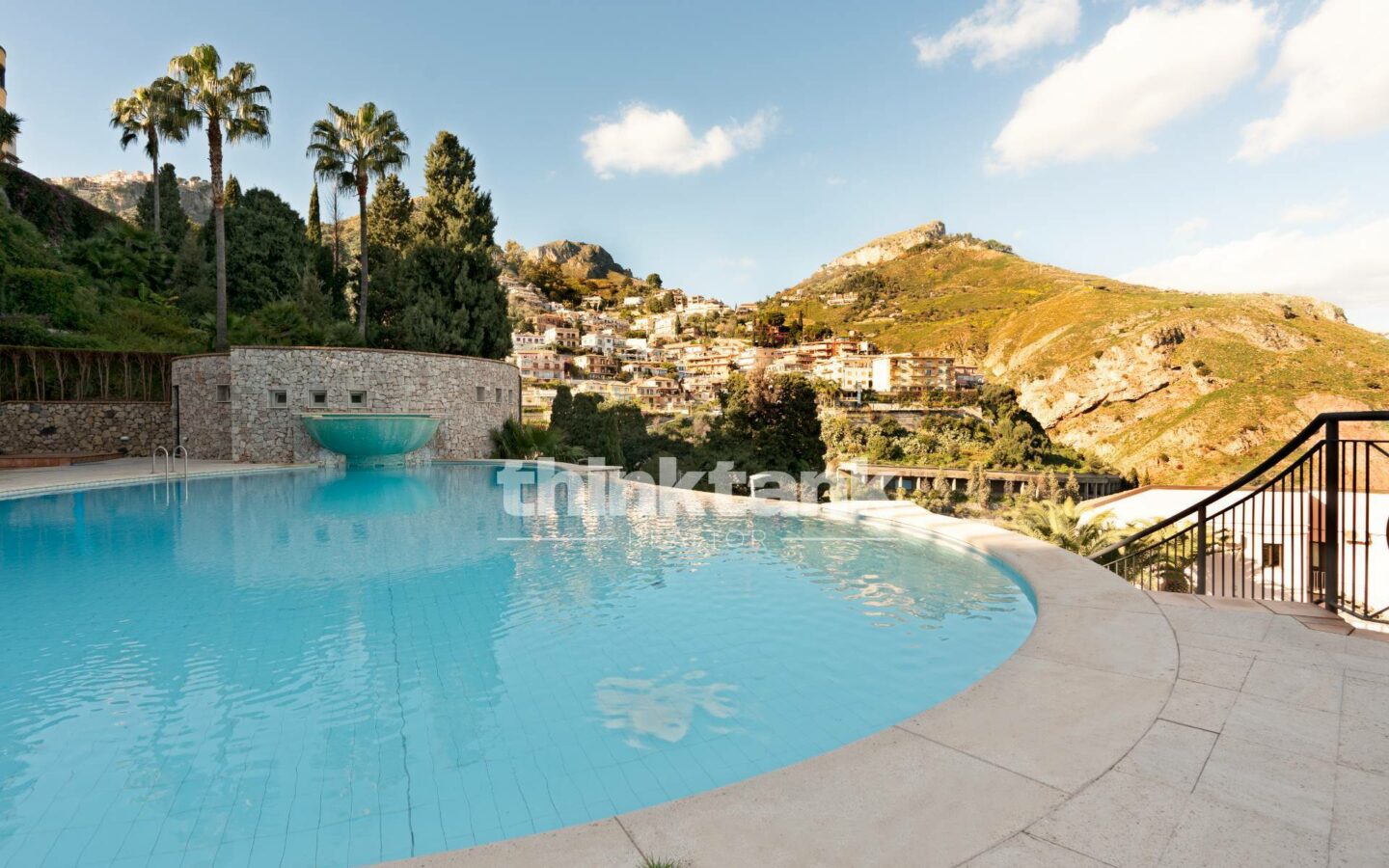 Taormina – Apartment With Panoramic Terrace, Parking Space, And Infinity Pool