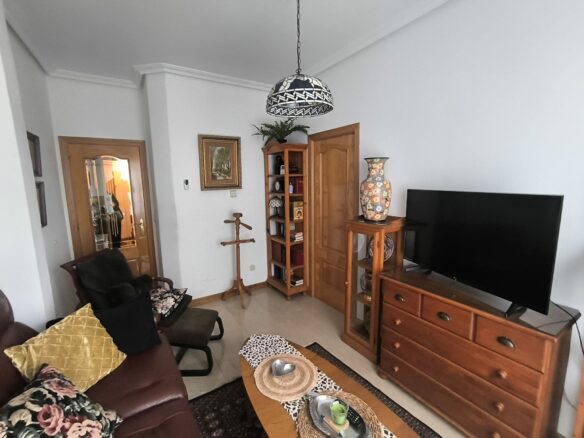 Two Independent Apartments For Sale In Madrid – Francisco Silvela Street