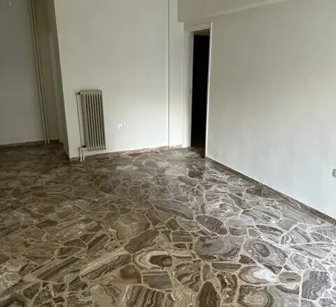 Flat In Greece (67 M²)