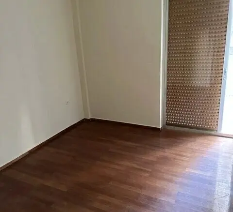Flat In Greece (67 M²)