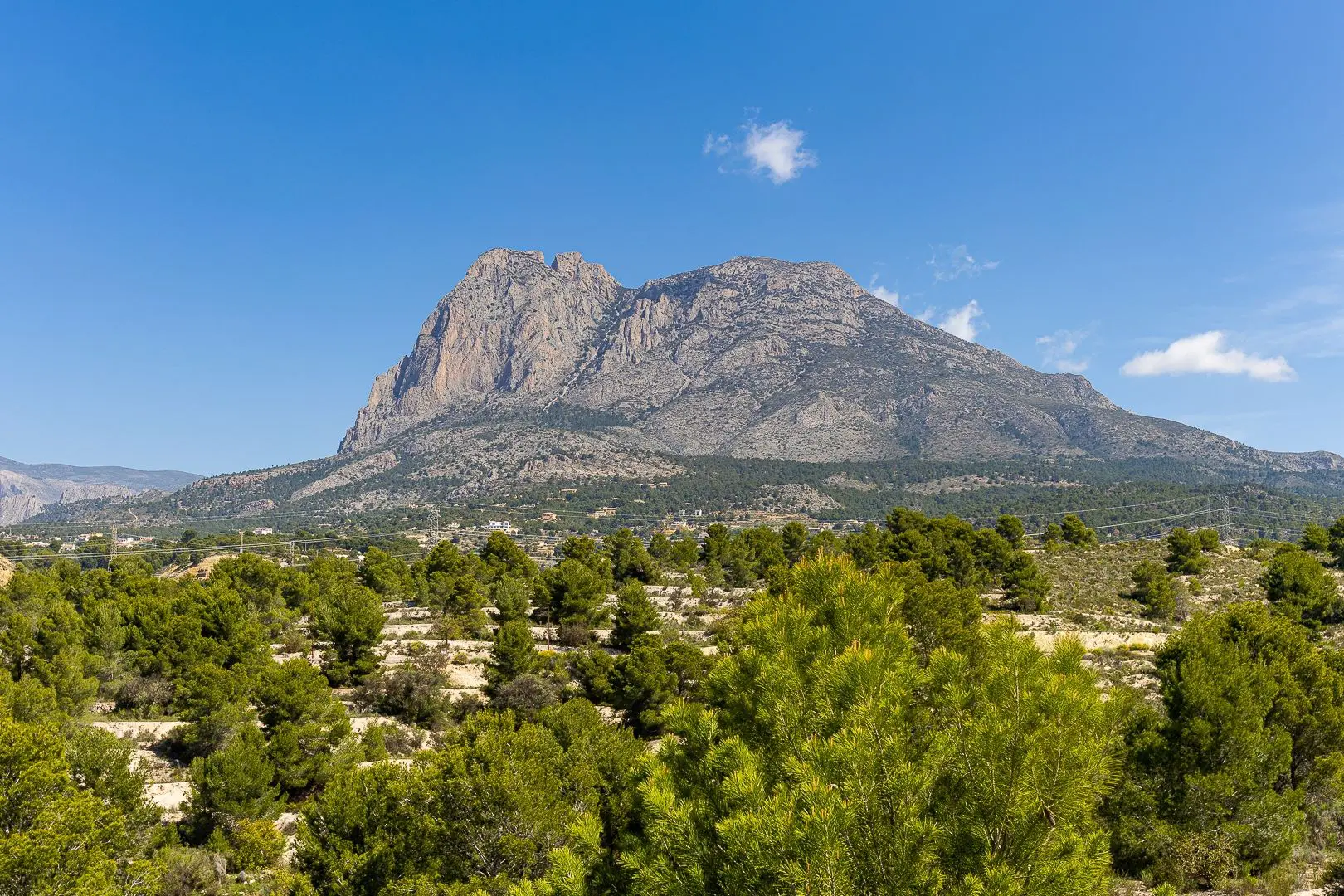 3-bedroom Villa In Finestrat, Spain (202 M²)