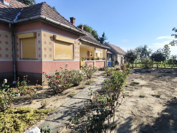 Rural Property With Extensive Outbuildings Near Lake Balaton
