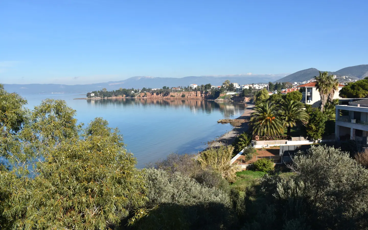 Flat In Greece (1.406 M²)
